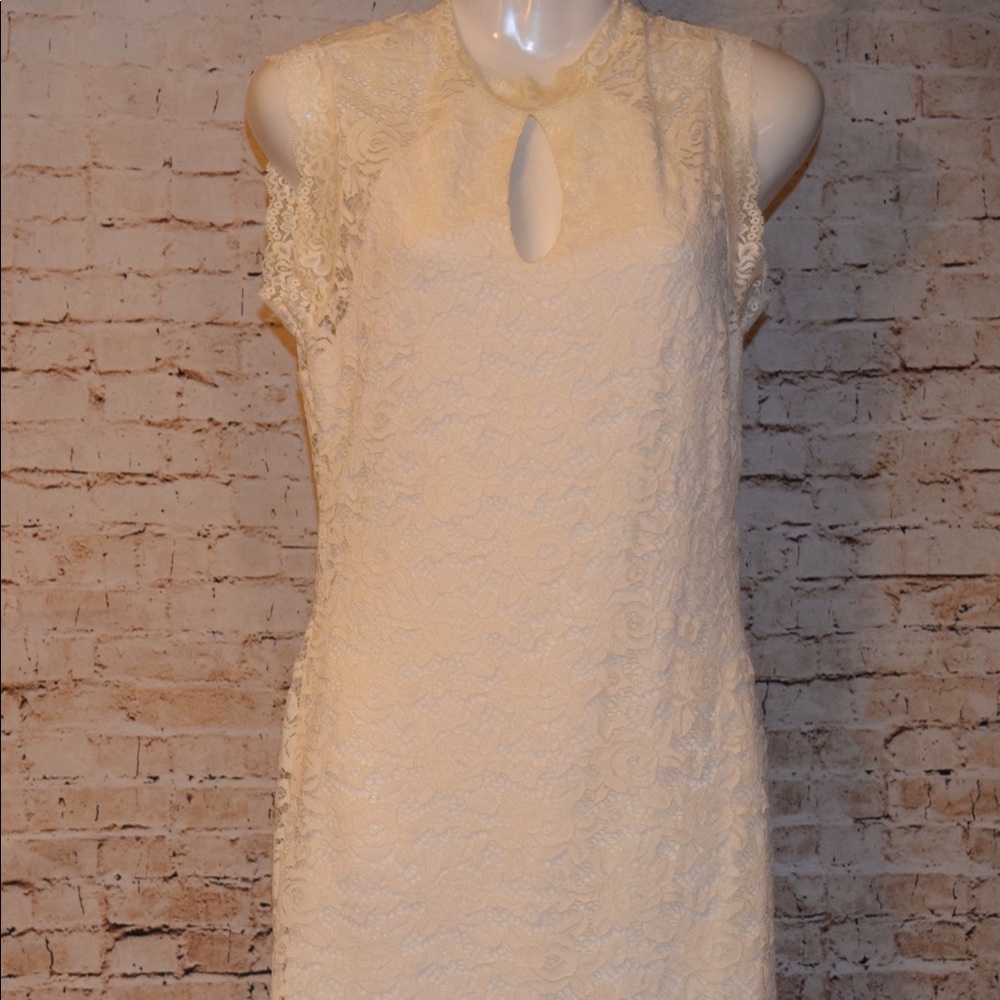 White lace dress